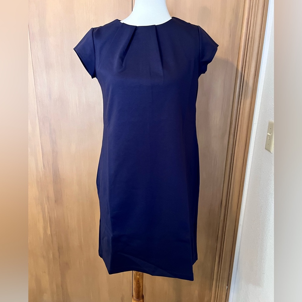 Lands’ End ponte short sleeved dress, navy blue, NWOT, size 4